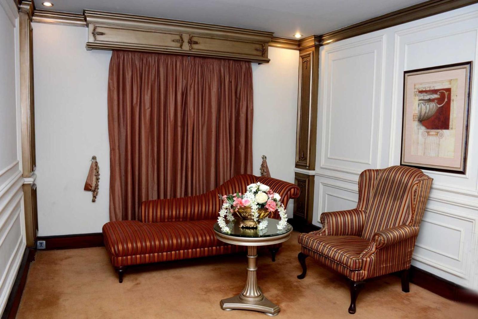 Regency Inn Hotel Лахор Экстерьер фото