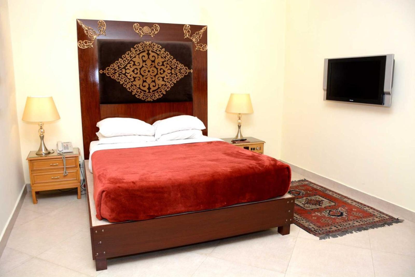 Regency Inn Hotel Лахор Экстерьер фото