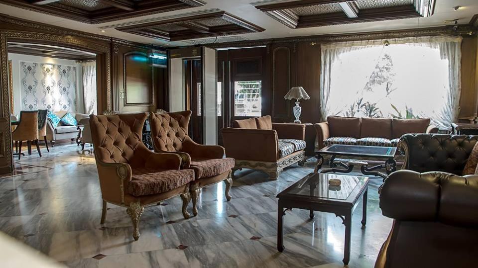Regency Inn Hotel Лахор Экстерьер фото
