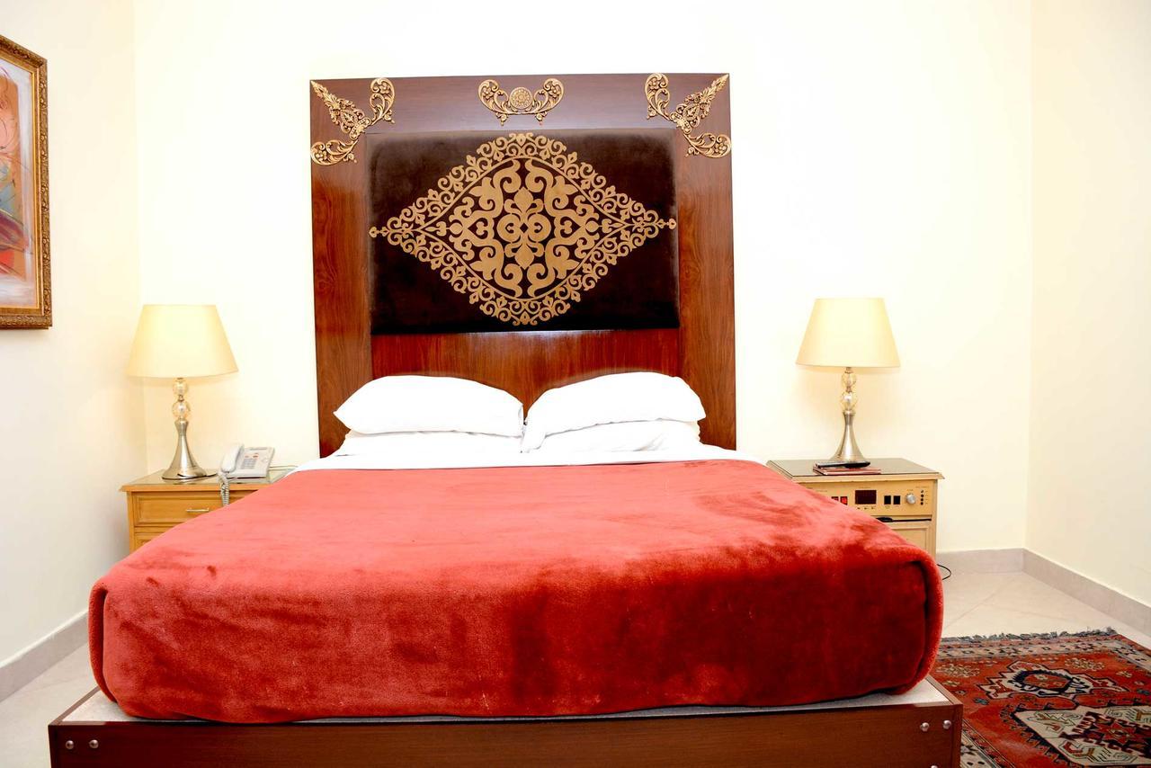 Regency Inn Hotel Лахор Экстерьер фото